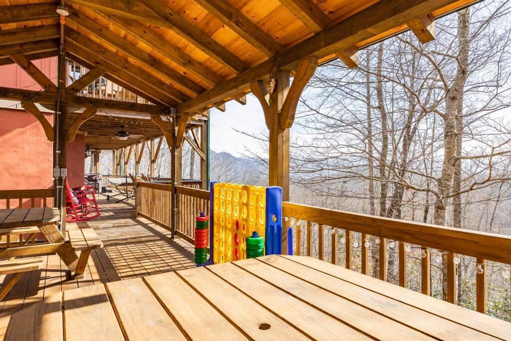 Red Rooster Family Cabin W/Hot Tub+Fire Pit+View Franklin Exterior photo