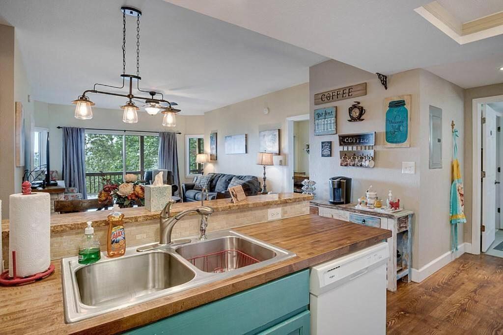 Red Rooster Family Cabin W/Hot Tub+Fire Pit+View Franklin Exterior photo