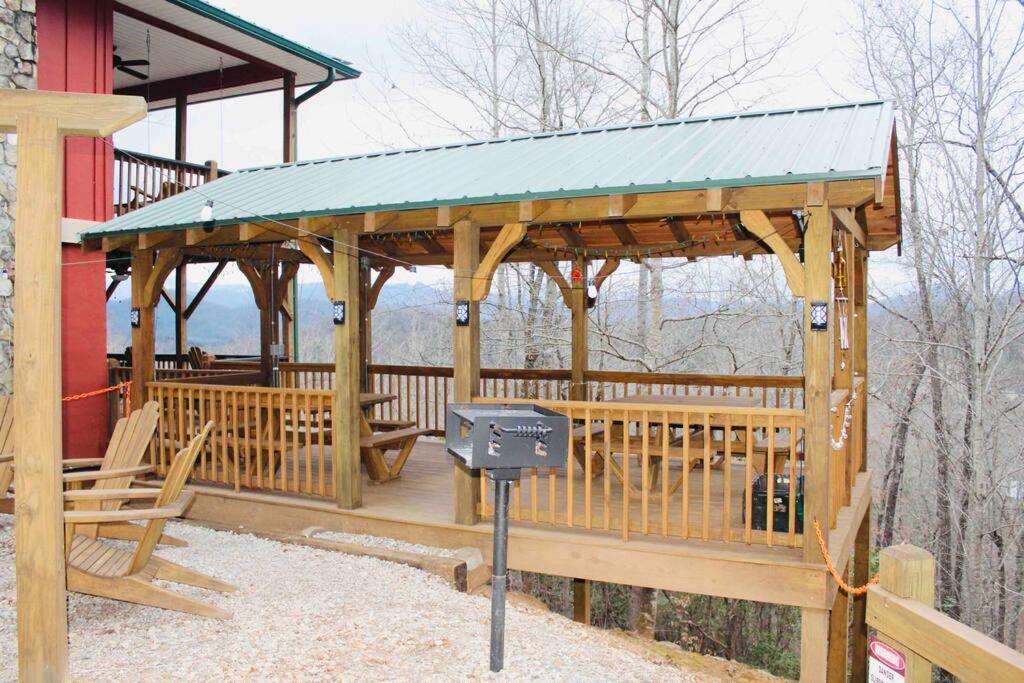 Red Rooster Family Cabin W/Hot Tub+Fire Pit+View Franklin Exterior photo