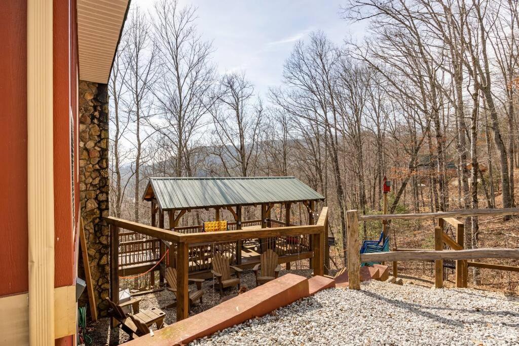 Red Rooster Family Cabin W/Hot Tub+Fire Pit+View Franklin Exterior photo
