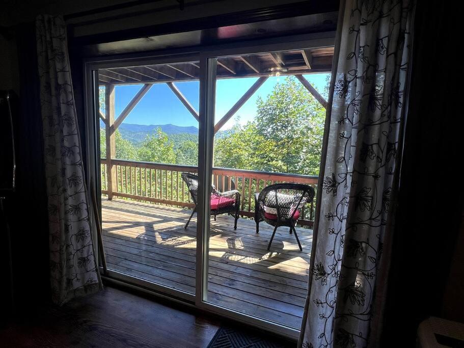 Red Rooster Family Cabin W/Hot Tub+Fire Pit+View Franklin Exterior photo