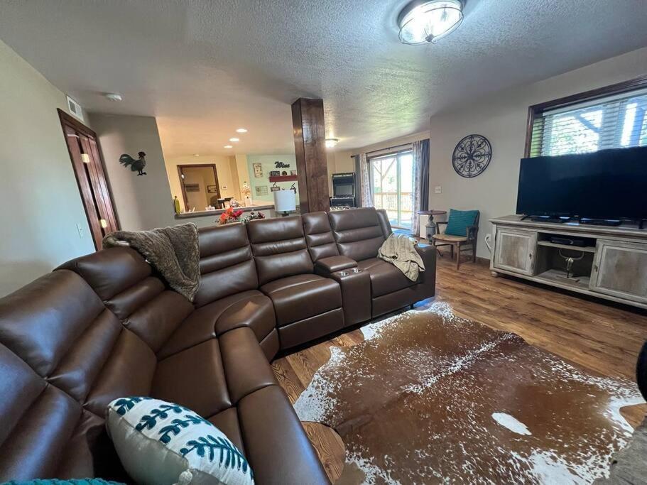 Red Rooster Family Cabin W/Hot Tub+Fire Pit+View Franklin Exterior photo